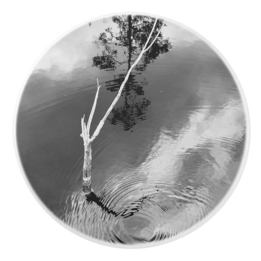 Three Worlds Water Swirl Reflection Keramische Knop (Voorkant)