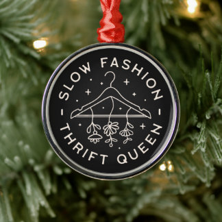 Thrift queen trage mode oprukkende girly zwart metalen ornament
