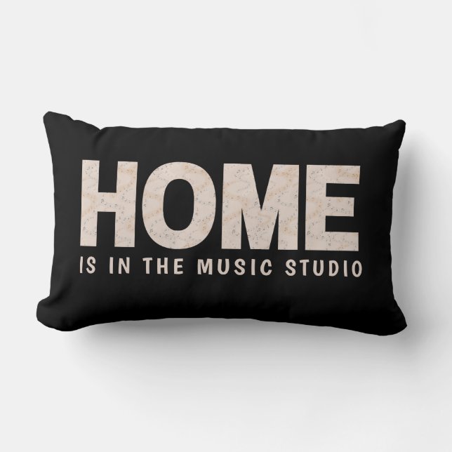 Thuis bevindt zich in het Sierkussen Music Studio Kussen (Voorkant)