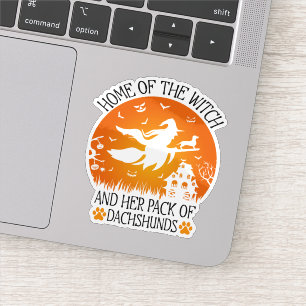Thuis van de heks en haar pakje teckels cool sticker