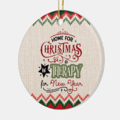 Thuis voor Kerstmis, in behandeling voor nieuwjaar Keramisch Ornament (Links)