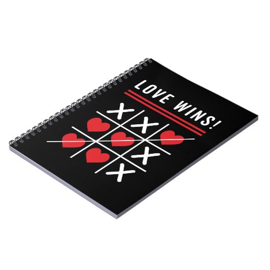 Tic Tac Toe Love Wins Verjaardag Valentijnsdag Notitieboek (Linkerzijde)