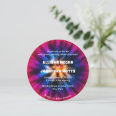 Tie Dye 60s 70s Retro Huwelijksuitnodiging Kaart (Staand voorkant)