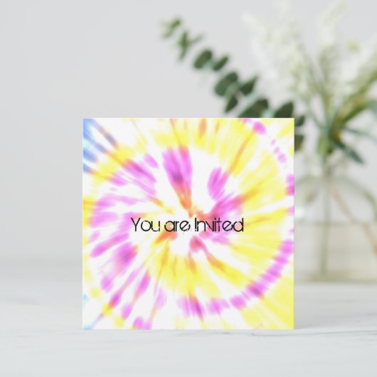 Tie Dye Invitations Baby showers (Debout devant)