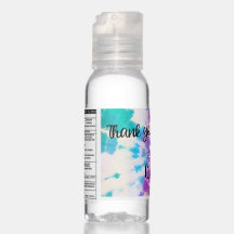 Tiedye meisje verjaart hand-sanitizer gunst.