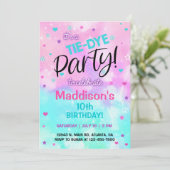 TieDye pastel Girl Birthday invitation. Invitation (Debout devant)