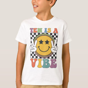 Tien Is Een 10e Verjaardag Groovy Gelukkig 10 Jaar T-shirt