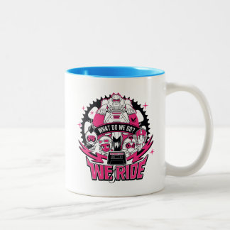 Tien Titans gaan! | "We Ride" Retro Moto Graphic Tweekleurige Koffiemok