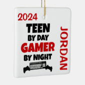 Tiener speelt graag videogames keramisch ornament (Rechts)