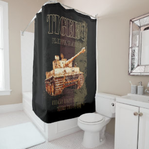 Tiger I Duitse zware tank WWII met Duitse vlag Douchegordijn