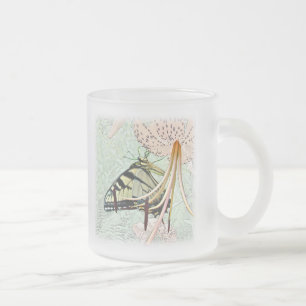 Tiger Swallowtail Butterfly op Turks Pet Lily Matglas Koffiemok