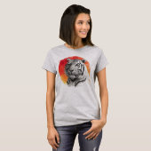 Tiger symbol of courage.  T-Shirt (Devant entier)