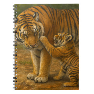 Tiger Tenderness - ouder en welp in het bos Notitieboek