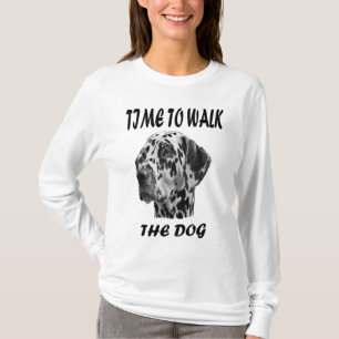 Tijd om de hond te laten lopen t-shirt