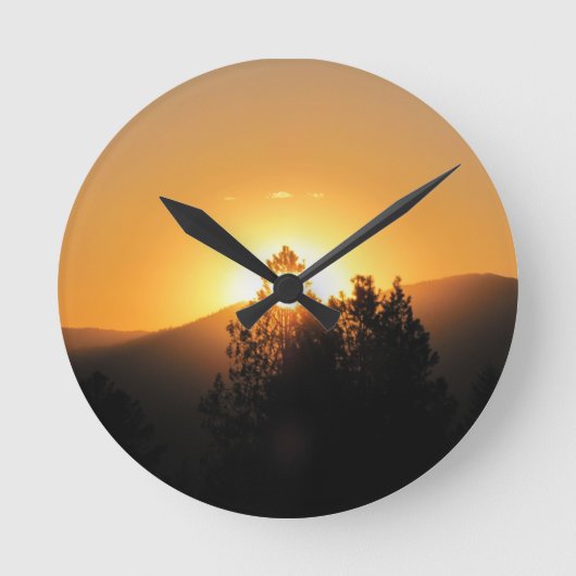 Tijd om te beginnen of tijd om te stijgen, zon? ronde klok (Voorkant)