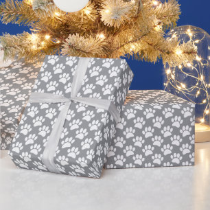 Tijdeloos hondenpootafdrukpatroon in wit en grijs cadeaupapier