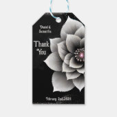 Tijdloze Elegantie: Black & Silver Blossom Wedding Cadeaulabel (Voorkant)