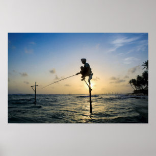 Tijdloze Traditie: Sri Lanka Stilt Visser Poster