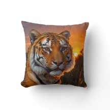 Tijger op zonsondergang