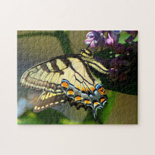 Tijger Swallowtail Vlinder op Lila puzzel