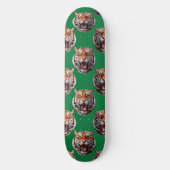 Tijgerkoppatroonontwerp Groen  Skateboard (Voorkant)