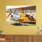 Tijgermot geel tweedekker vliegtuig canvas afdruk (Insitu (Woonkamer))