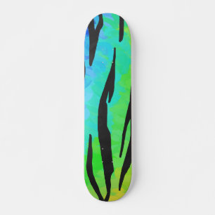 Tijgerzwart en regenboogdruk skateboard