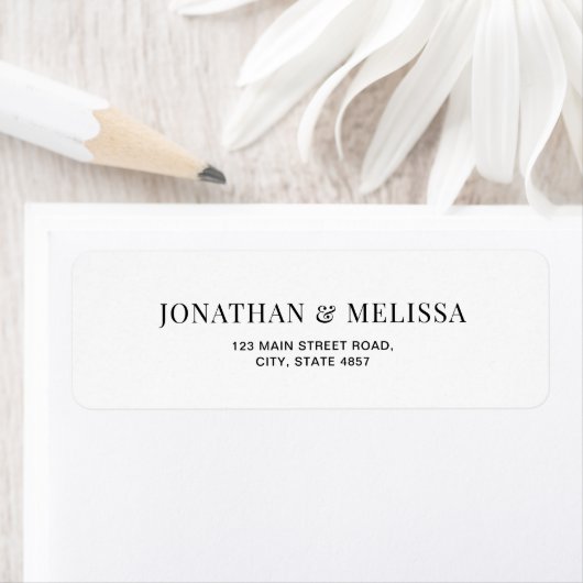 Timeless Classic Black Typography Wedding Address Etiket (Insitu)