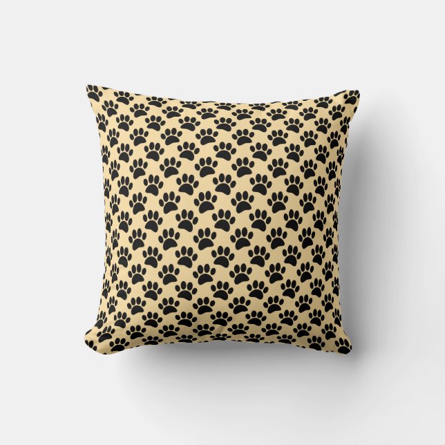 Tiny Dog Paw Print Pattern In Black and Beige Kussen (Voorkant)