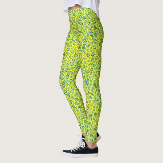Tiny Flowers Pattern.Blue 02.b Byellow BG Leggings (Links)