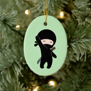 Tiny Happy Ninja over Green Keramisch Ornament