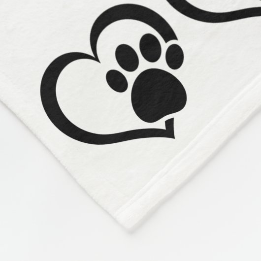 Tiny hearts and Paw Prints Fleece Blanket (Hoek)
