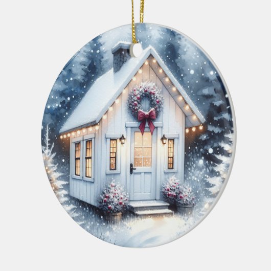 Tiny Home in een magisch winterbos Keramisch Ornament (Links)