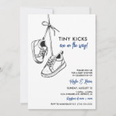 Tiny Kicks Zijn Op De Weg Baby shower Sneaker Kaart (Voorkant)