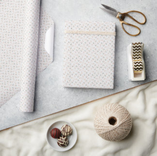 Tiny Neutral Floral Print met Beige en Sage Tone Cadeaupapier