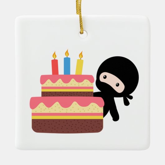 Tiny Ninja Behind Birthday Cake Keramisch Ornament (Voorkant)