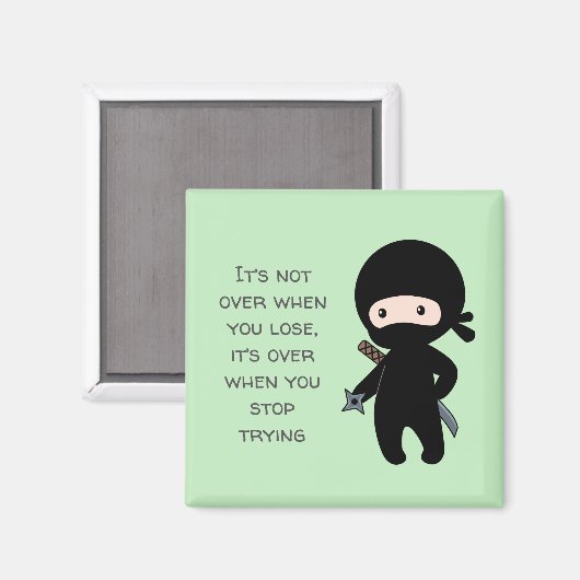 Tiny Ninja Holding Throwing Star Green Quote Magneet (Voorkant / Achterkant)