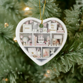 Tiny Shelves Customized Baby Girl First Christmas Keramisch Ornament