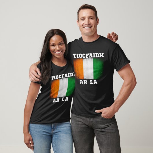 Tiocfaidh Ár Lá Irish Design T-shirt (Unisex)