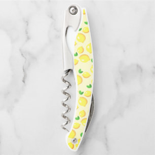 Tire-bouchon avec citrons jaunes
