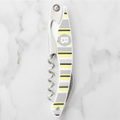 Tire-bouchon Monogramme rayé jaune et gris élégant (Devant)