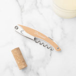 Tire-bouchon Peach Mariage personnalisé Bridesmaid<br><div class="desc">Ouvert-bouchon à vin couleur pêche tendance pour votre femme de chambre mariage avec son nom sur le dos et imprimé en blanc,  stylisé. Personnalisez le tire-bouchon en remplaçant le nom par le nom de la servante. Disponible dans de nombreux modèles de couleurs mariages de demoiselles d'honneur populaires.</div>