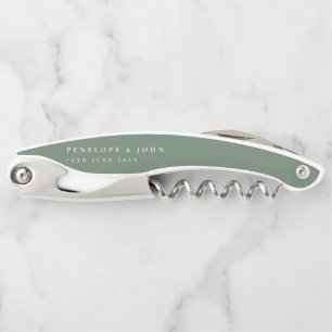 Tire-bouchon Texte Serif Vert Sauge Nom Date Mariage