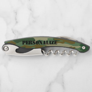 Tire-bouchon Un camouflage de camouflage vert ouvre-bouchon cad