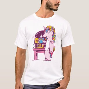 Tired unicorn met koffie t-shirt