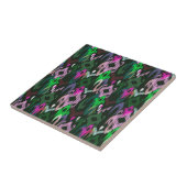 Tisser ikat en rose et vert. Carreau en céramique (Côté)