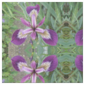Tissu à motifs floraux d'Iris pourpre (Fermer)