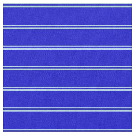 Tissu Bleu clair et Motif bleu (Fermer)