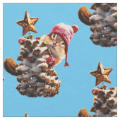Tissu Chipmunk Avec Pine Cone Tree (Fermer)