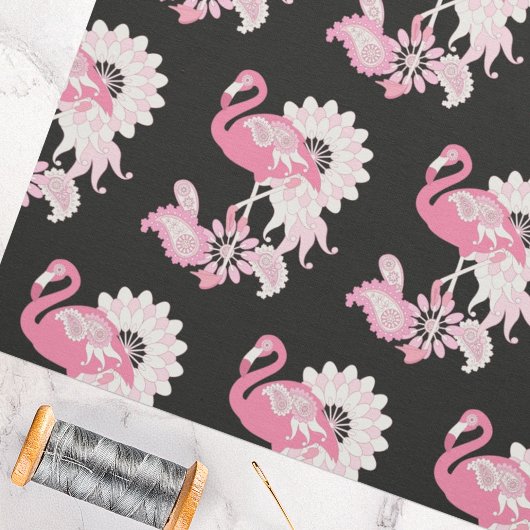 Tissu Flamant rose moderne noir rose Paisley